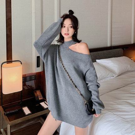 アシンメトリー ニット レディース トップス ワンショルダー風 片側カットアウト セーター 長袖 ハイネック ゆるっと ドロップショルダー 体型 カバー 肌見せ シンプル カジュアル 大人可愛い 韓国 5,254円