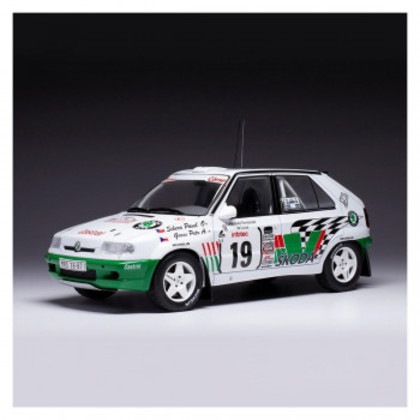イクソモデル B シュコダ フェリシア キットカー 95 ツールドコルス 1/18スケール 19 P.Sibera/P.Gros 18RMC149B