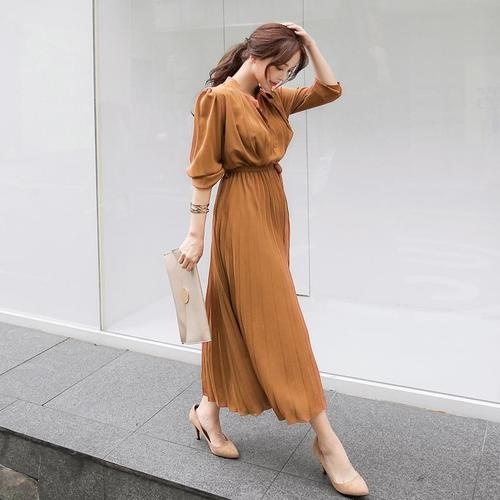 1535.ウエストリボンプリーツワンピース（ブラウン） 2019 春夏 sale お呼ばれ 女子会 食事会 通勤 通学 お出かけ レストラン パーティー