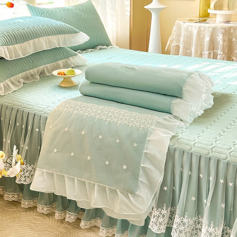 【2枚購入で 3oo円OFF！】ラテックスマットサマーキルト4点サマーベッドスカートクールアイスシルクマット3点セット洗濯機で洗えるエアコン付きソフトマット