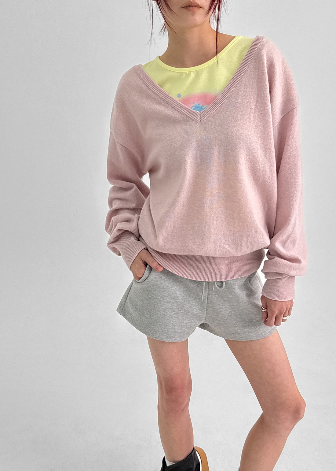 コーリールーズフィットVネックニット