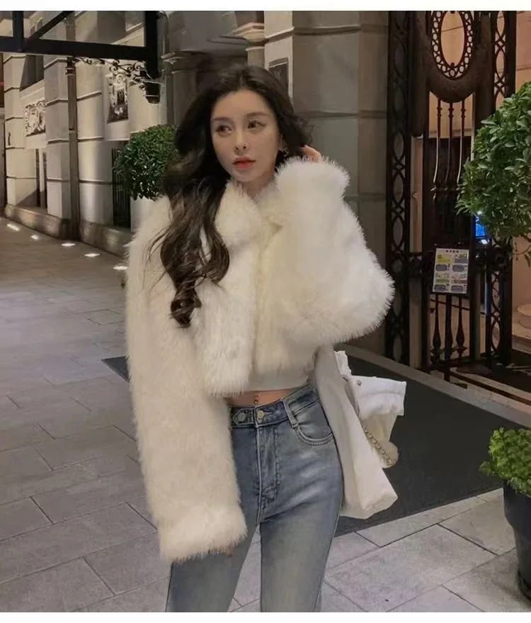 短丈 ファージャケット 小柄 フリース 秋冬 ボア 華やか暖かい 保温 レディース コート アウター ぬいぐるみ ジャケット メガ割30%制限