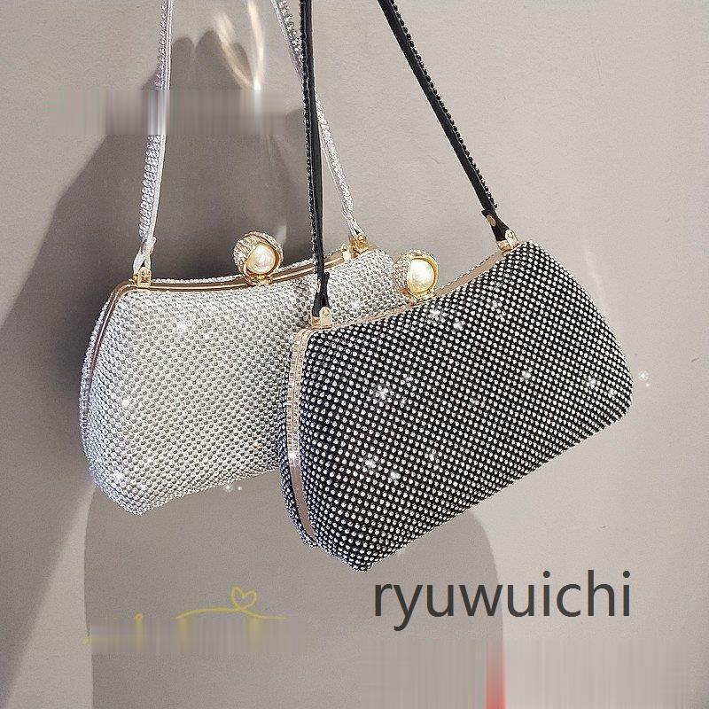2025秋冬先行セ.ー.ル!結婚式バッグ パーティーバッグ クラッチバッグ キラキラ チェーン付 2022 カジュアル アウター お呼ばれ きれいめ 上品 ショルダー 二次会 謝恩会 食事会 5,993円