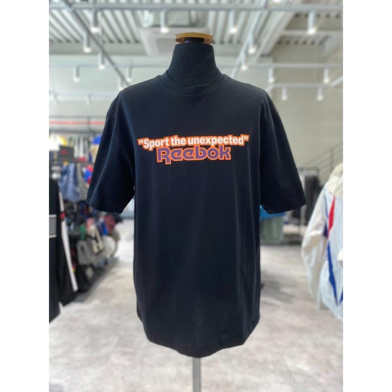 [驪州店] RETS4ER64BK TEAM SPROTS グラフィック半袖Tシャツ メンズ半袖Tシャツ