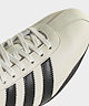 Off White / JQ0597