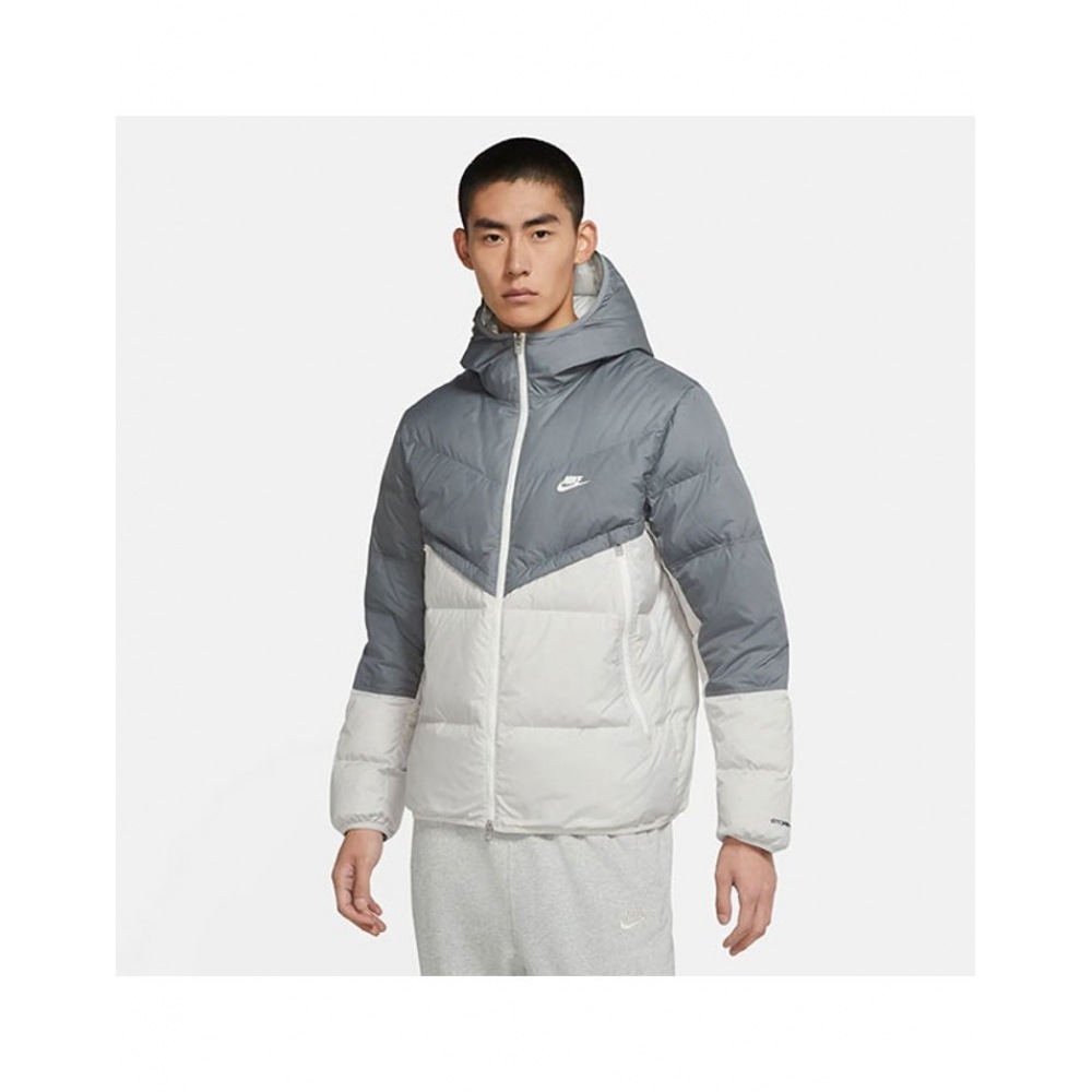 ナイキパッド入りジャンパーストームフィットウィンドランナーパーカージャケット DV0754-084 S2211