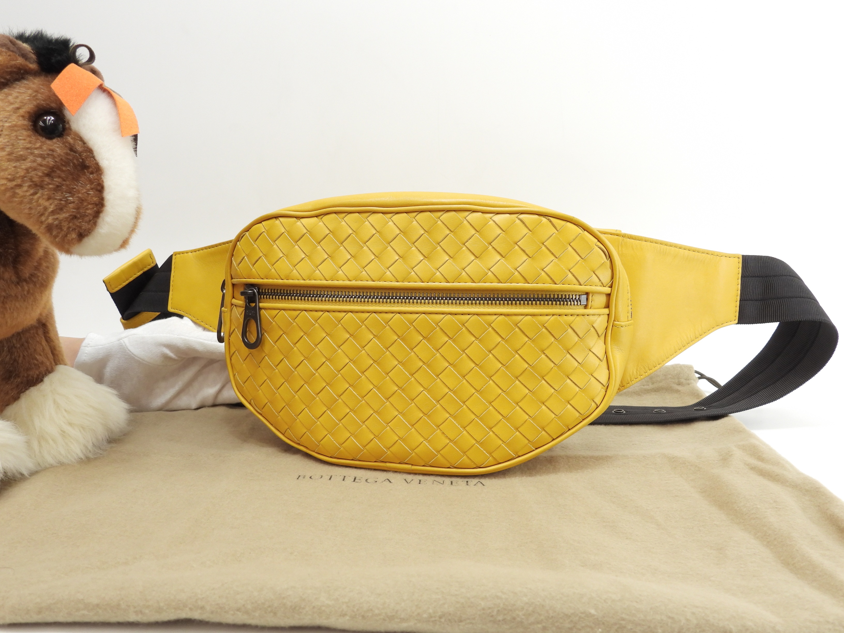 ボディバッグ イントレチャート レザー黄 ウエストバッグ 美品@B07266625S