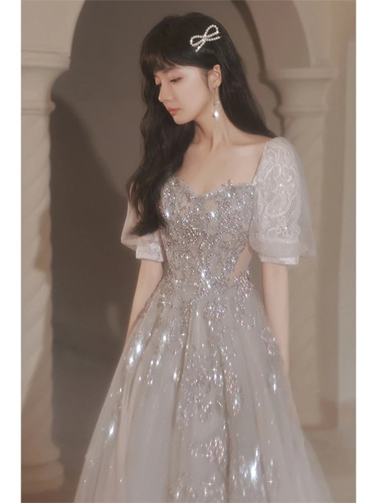 イブニングドレスドレス女性2024春秋新型フレンチコート風宴会気質セレブプリンセス大司会者ウェディングドレス