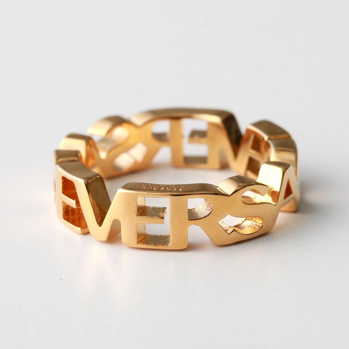 VERSACE ヴェルサーチ リング 1002575 1A00620 レディース ロゴ 指輪 アクセサリー 真鍮 3J000