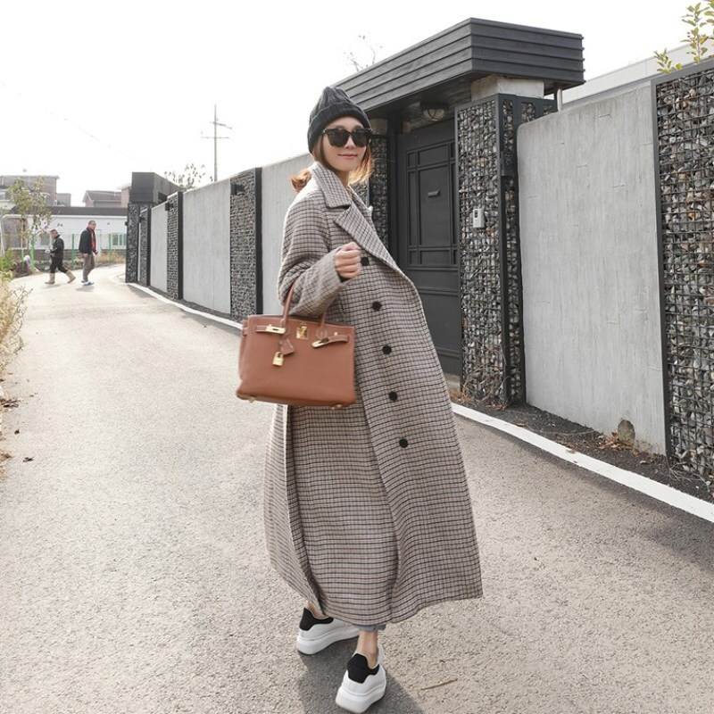 チェック柄 コート レディース アウター チェスターコート ダブルボタン ミモレ丈 ロング 裏地 キルティング 長袖 テーラードカラー 体型 カバー タック シンプル カジュアル 大人可愛い 韓国 オ 9,071円