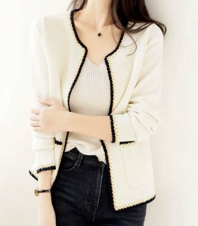 レディース ニット カーディガン 上着 羽織 ミドル丈 長袖 襟なし フェミニン レース ポケット 大人可愛い きれいめ シンプル 上品 おしゃれ エレガント ゴシック クラシカル 清潔感 シック 高