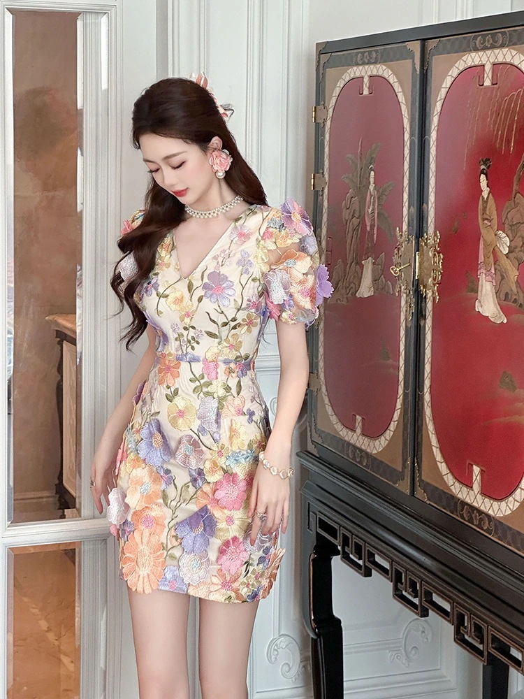 【3日で出荷】夏新品 3d花柄飾り ショートワンピース スリム ドレス パーティー キャバ 着痩せ 大人 同窓会 披露宴 卒業式 結婚式 演奏会 ウェディング 二次会 メガ割