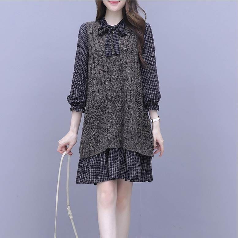 ワンピース フェイクレイヤード レディース 個性的 ニット シャツワンピ 重ね着風 ショート丈 ひざ上30%までに制限 5,385円