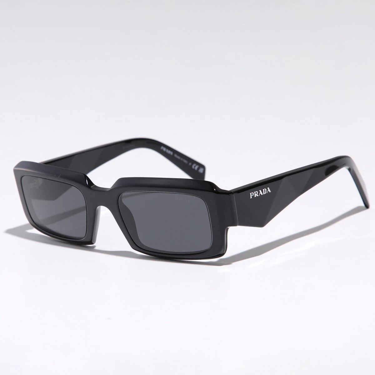 PRADA プラダ サングラス SPR 27Z レディース スクエア型 セルフレーム フルリム ロゴ アイウェア 16K-08Z/BLACK