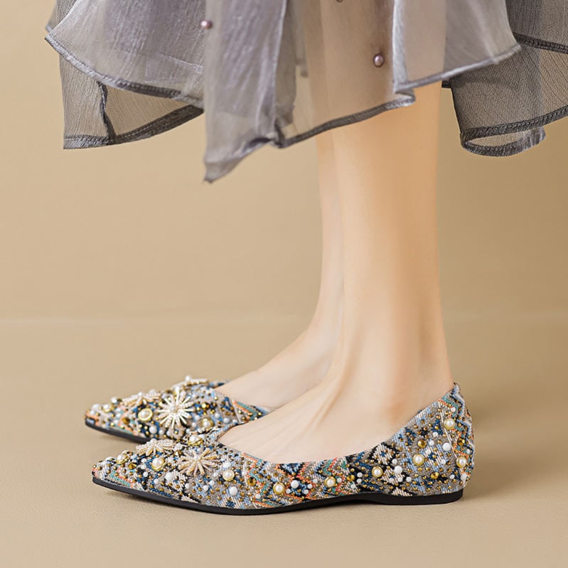 500円OFFクーポン スリッポン レディース キラキラ パンプス ローヒール 歩きやすい ローファー ファッション 軽量 おしゃれ カジュアル コンフォート フラットシューズ かわいい ぺたんこ 疲