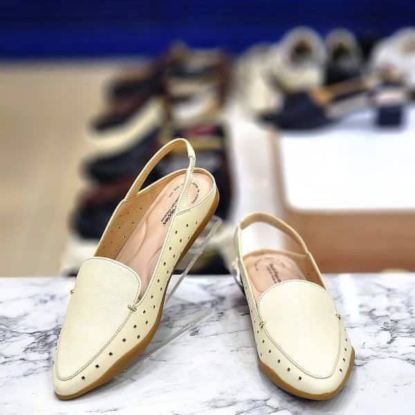 女性2.5cmパンチングローヒールブローファー スリングバックサンダル 3FQ404