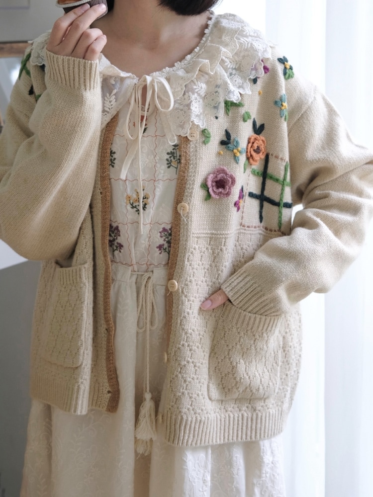 ベージュ　パープル イエロー　立体感花　編み　ニット　トップス　セーター　カーディガン