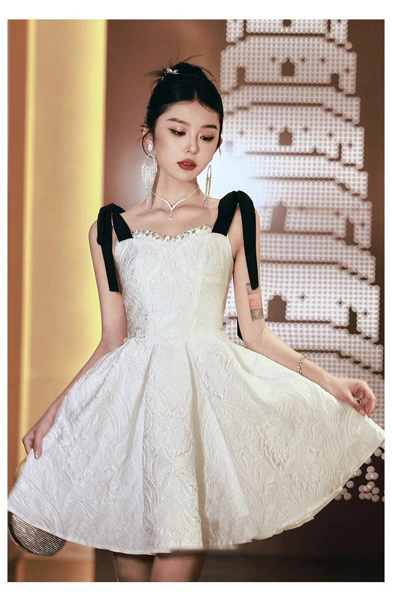 2026夏新品!!! パーティードレス ワンピース 白 新作 高級感 成人式 お呼ばれ ウェディング 演奏会 二次会 前撮り ドレス