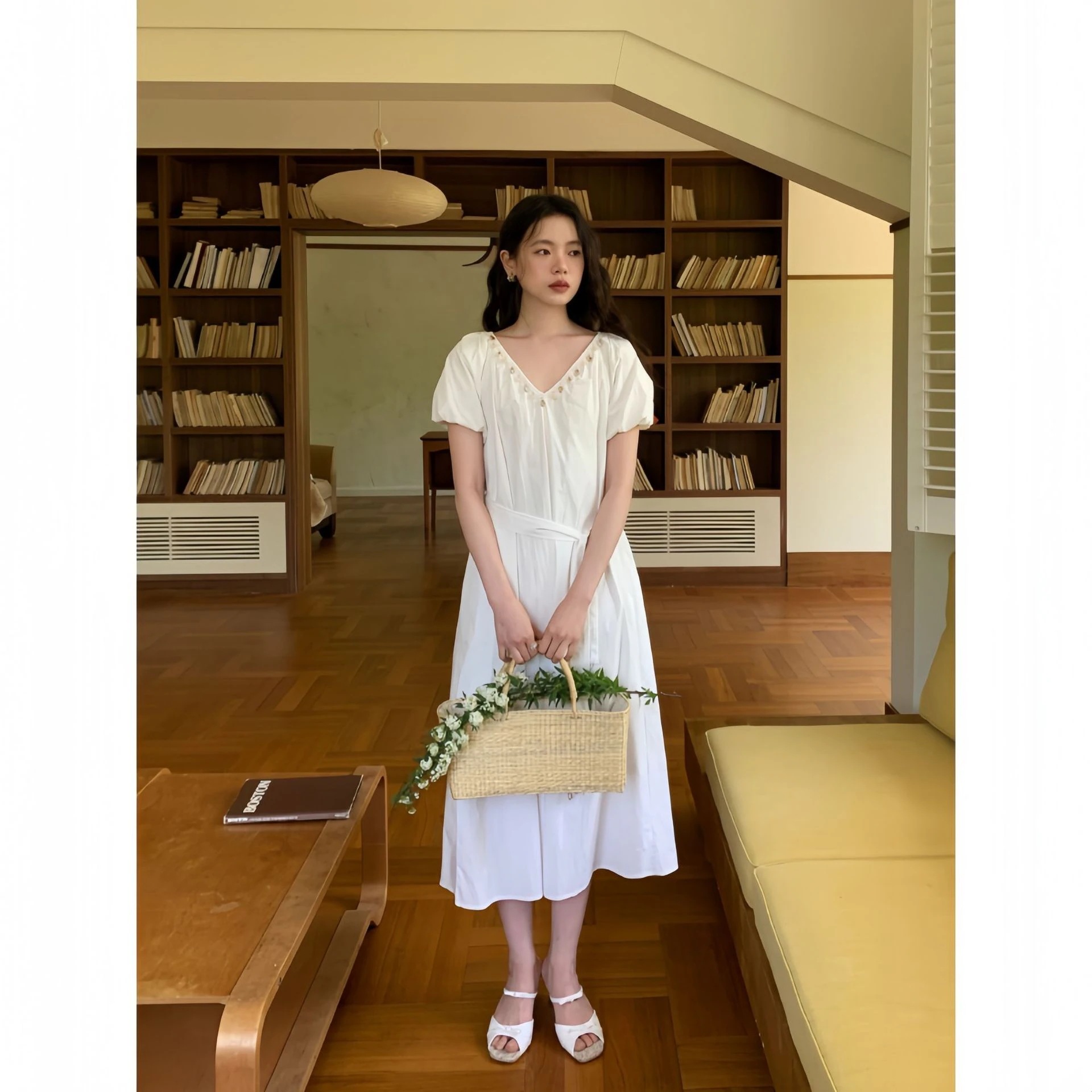 25夏スタイル柔らかいティータイムシェルフリンジリボン付きVネックドレス女性