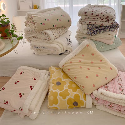 [Qoo10] 韓国新入荷暖かい柔らかい快適毛布厚みのあ : 寝具・ベッド・マットレス